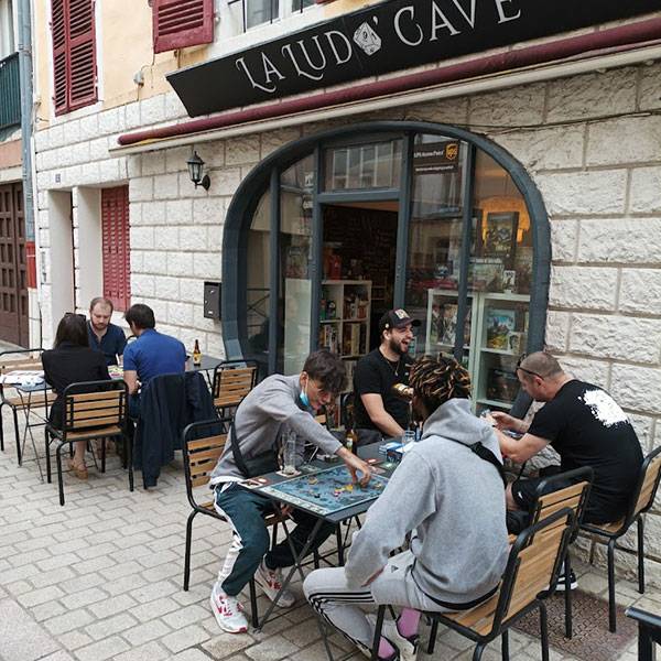 Les-meilleurs-jeux-de-societe-chez-LA-LUDO-CAVE-a-Issoire -04-3